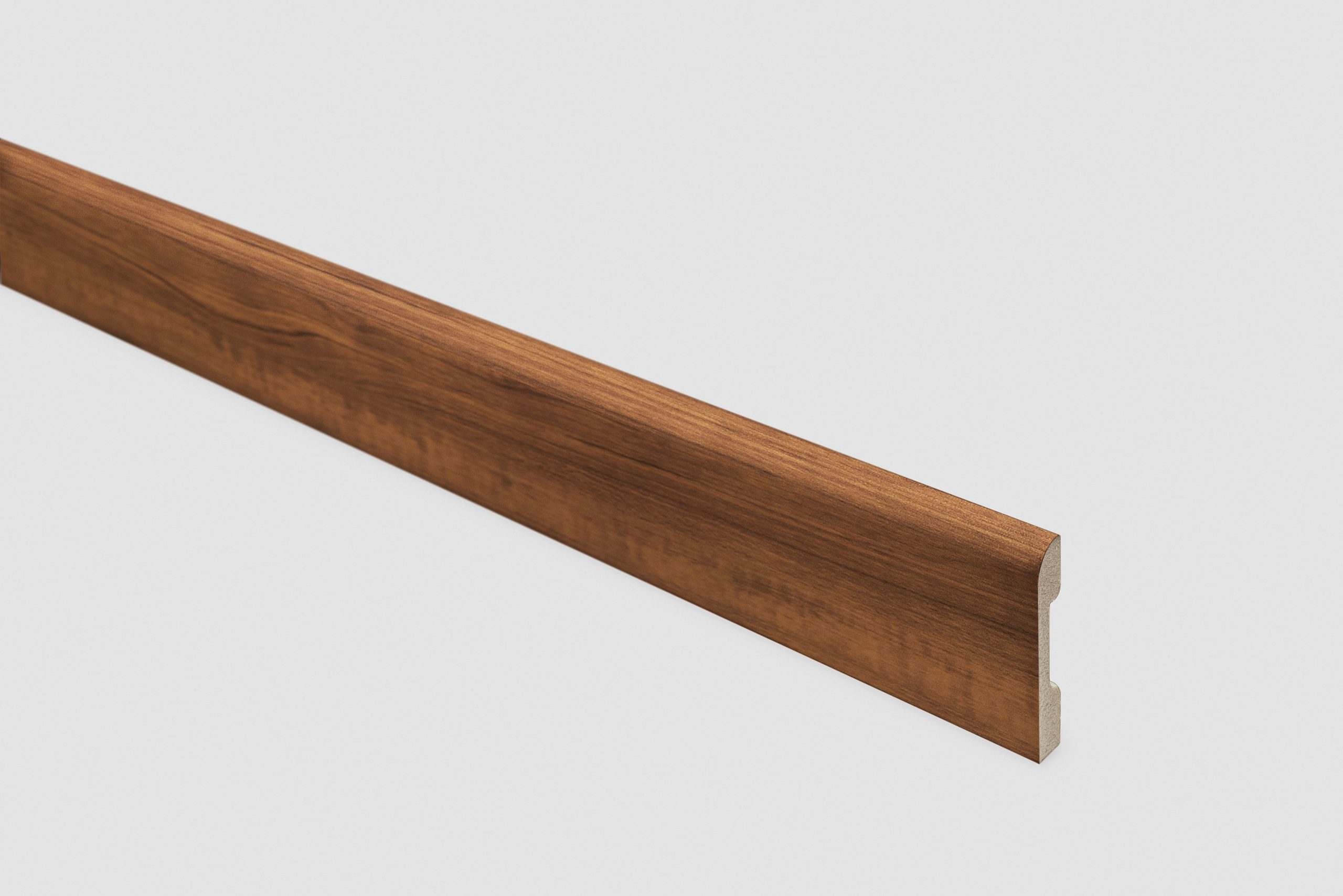 Click para tamaño original GUARDAPOLVOS CLASSIC EPS ROBLE AMERICANO COD:0805 2.40 MTL (68 MM) ATRIM