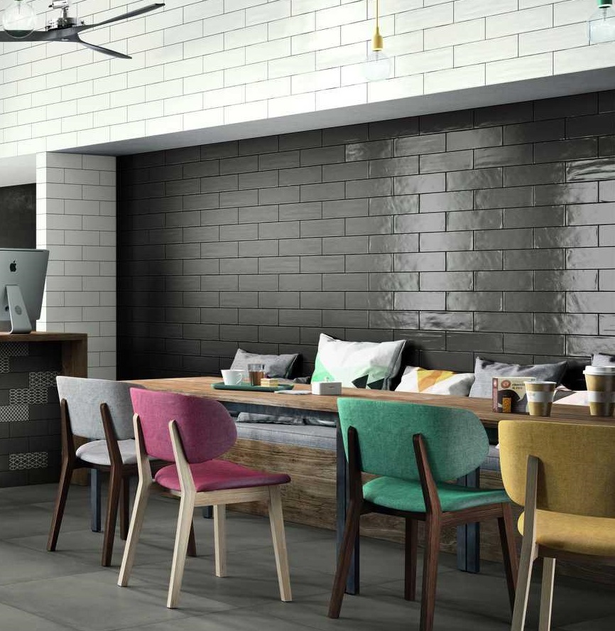 CERAMICA MURO 10 X 30 BRICK GLOSSY BLACK 1.08 MT X CAJA 1DA. SELECC. MARAZZI