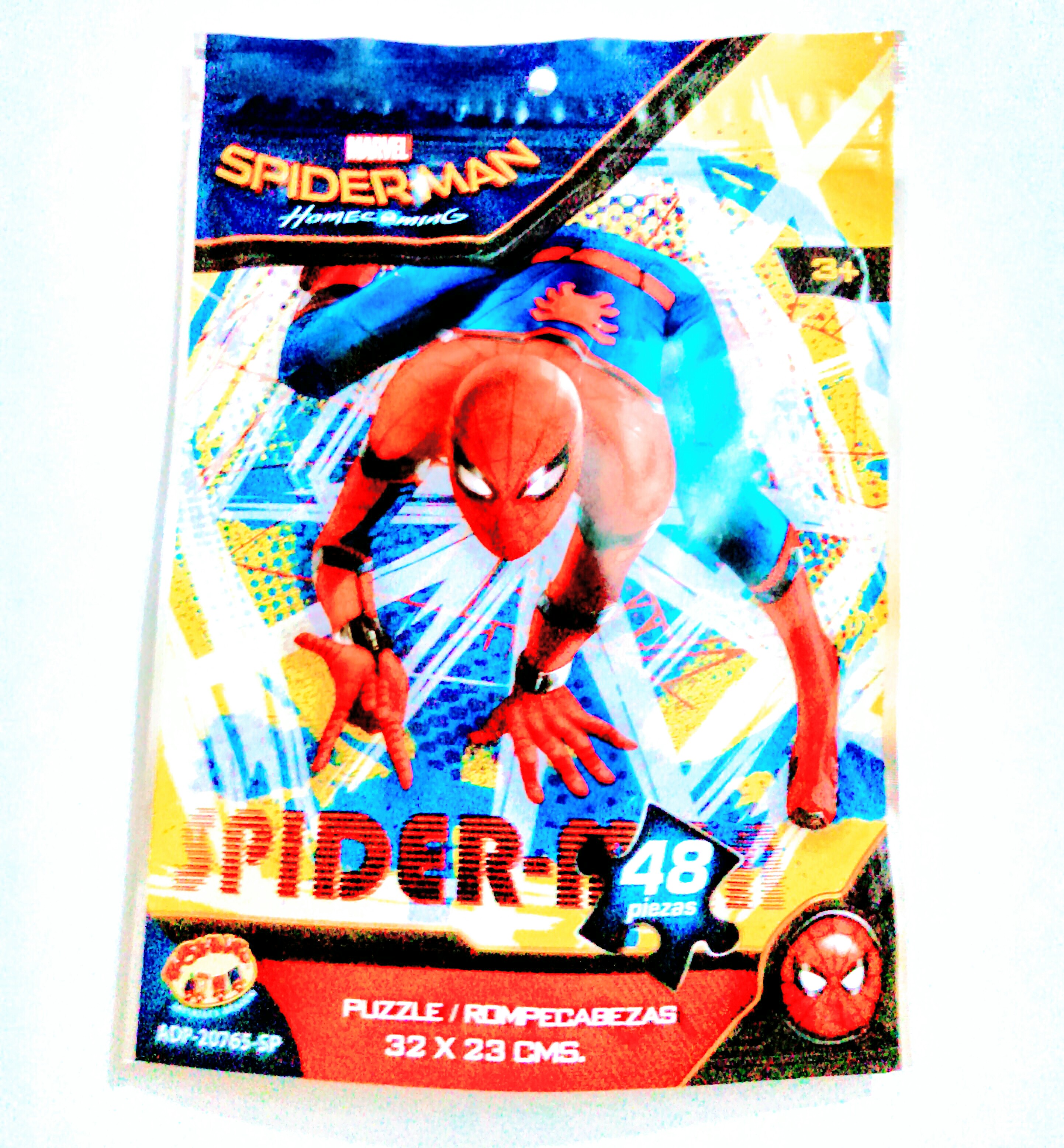Puzzle spider man 48 piezas
